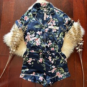 NWT Victoria’s Secret blue floral one piece lounger romper shorts sleepwear!